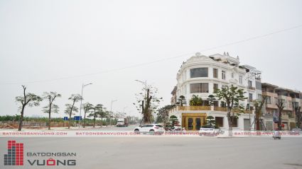 Ngắm ngôi nhà liền kề phong cách tân cổ điển tại khu đô thị Văn Phú - Hà Đông