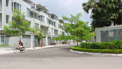Cần bán 2 căn Liền Kề tại Khu đô thị Văn Phú vị trí đẹp, giá cực tốt
