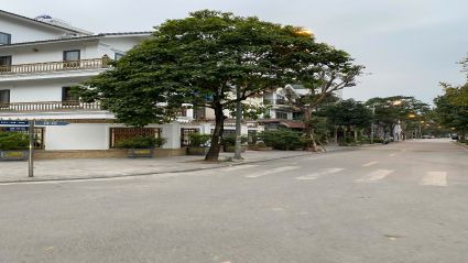 BÁN BIỆT THỰ VĂN PHÚ DIỆN TÍCH 200M² HƯỚNG ĐÔNG BẮC MẶT TIỀN 10M NHÀ HOÀN THIỆN GIÁ TỐT #H4991.340