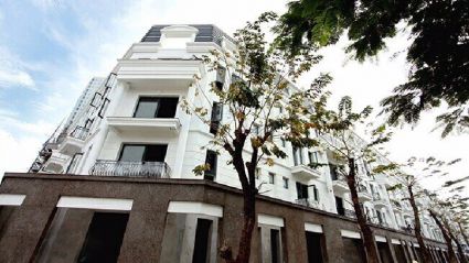Cho thuê liền kề V6 khu đô thị Văn Phú mặt sau đường trục Lê Trọng Tấn, đã hoàn thiện có thang máy