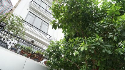 Bán Liền kề Văn Phú hướng Đông Nam đã hoàn thiện cao cấp, gần công viên thể thao 100ha, có thang máy giá 10,5 tỷ