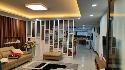 Bán Liền kề Văn Phú hoàn thiện đẹp, mặt đường 12m, nhà hướng Đông - Bắc
